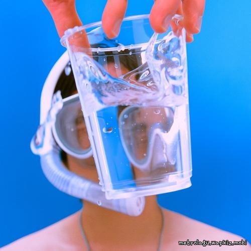 B JYUN. - SUMMERSONG. (Feat. Huh) cover art on Wallkpop