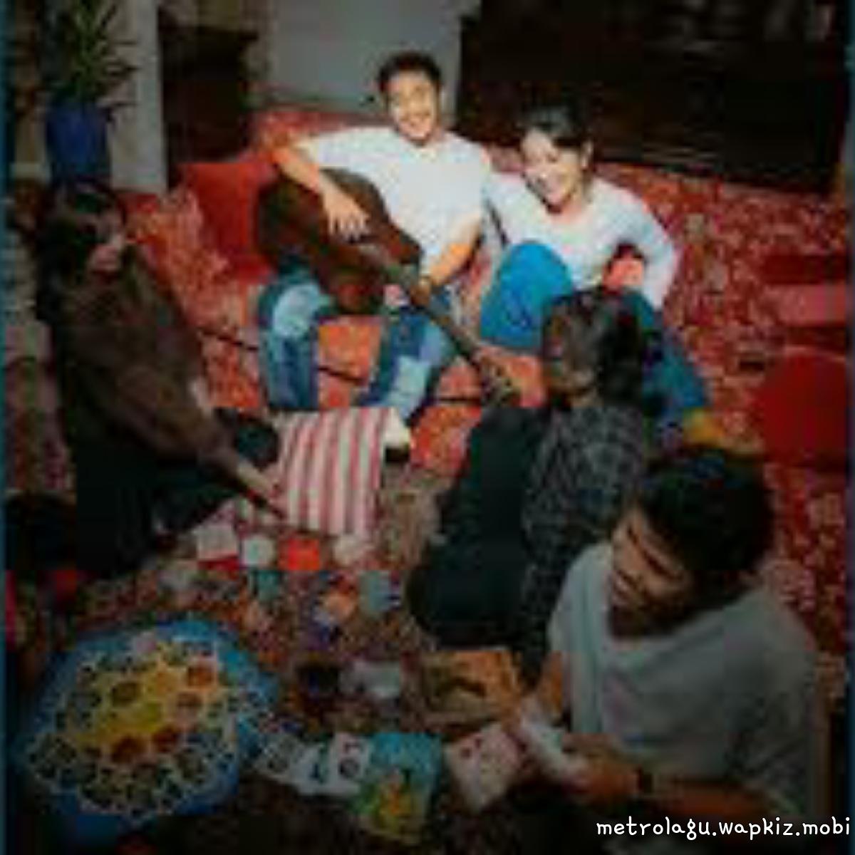 Biru Baru - Kita Cari Waktu Lain cover art on Wallkpop