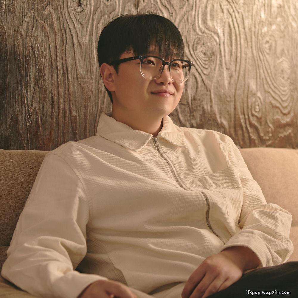 Chabin - 사랑보다 이별을 앓는 걸까 cover art on Wallkpop