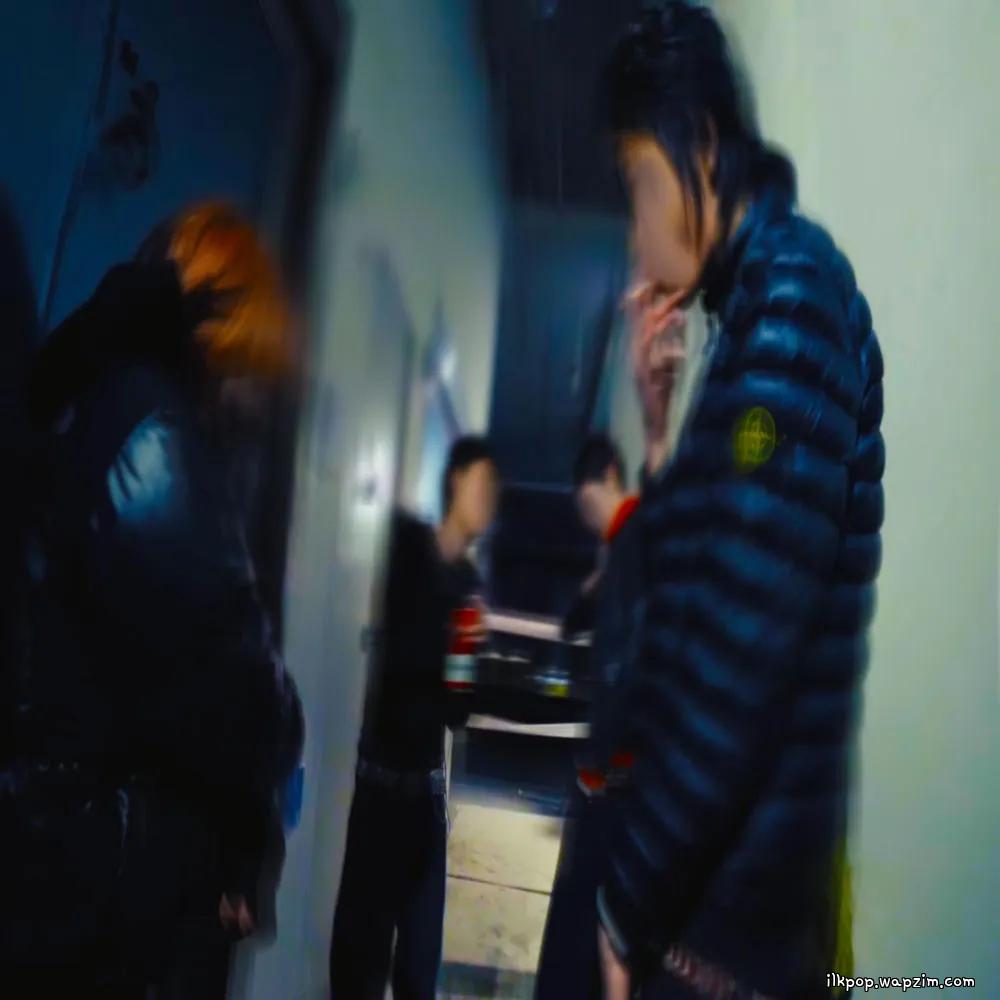 Fresh Air - Asianboyfrom2004 (feat. kirin) cover art on Wallkpop