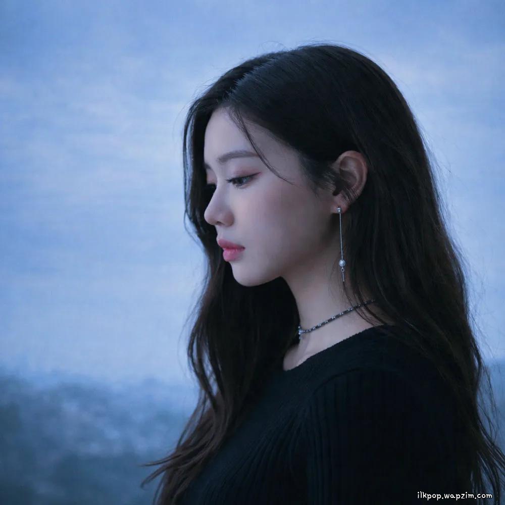 Gael - 그때의 우리 (Us back then) cover art on Wallkpop