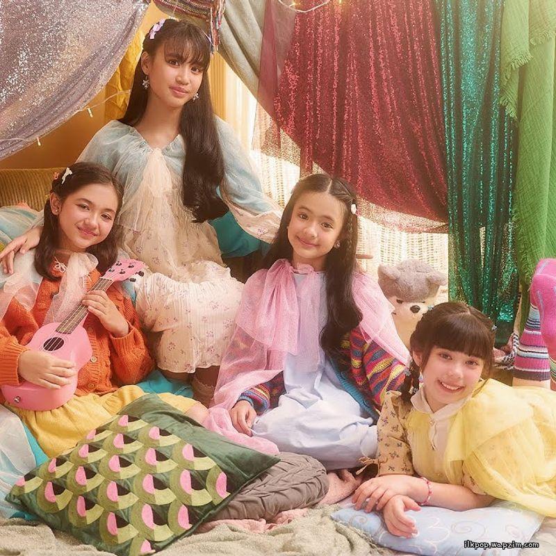 Glitter - Jangan Lupain Kita cover art on Wallkpop