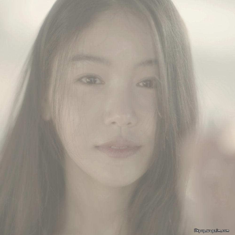 Havy - 추억이 나를 부르면 (When Memories Find Me) cover art on Wallkpop