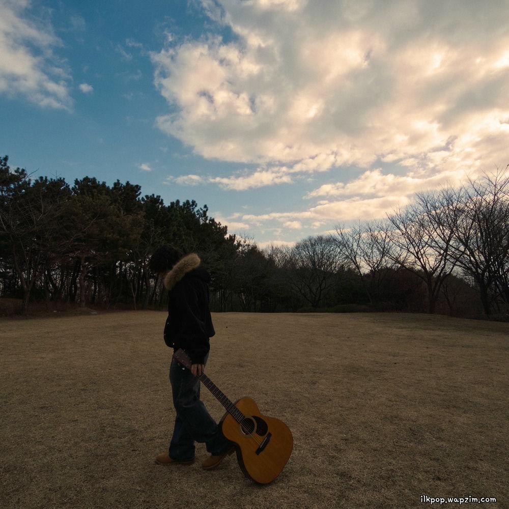 Hollow Young - 사랑한 걸로 해 (Let's call it love) cover art on Wallkpop