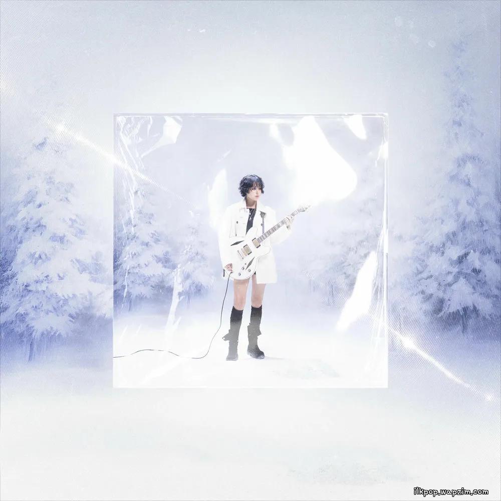 IT'S - 설화 (Snow Flower) cover art on Wallkpop