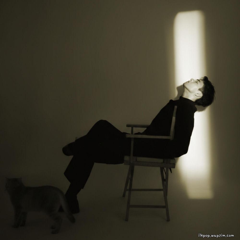 JIN L - 또 너를 바라보고 있으면 (When I look at you again) cover art on Wallkpop