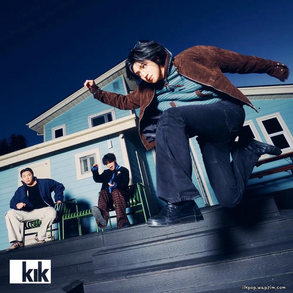 KIK - Close cover art on Wallkpop