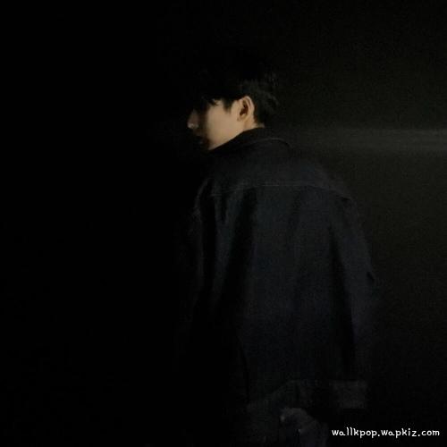 KINSH - Turn around cover art on Wallkpop