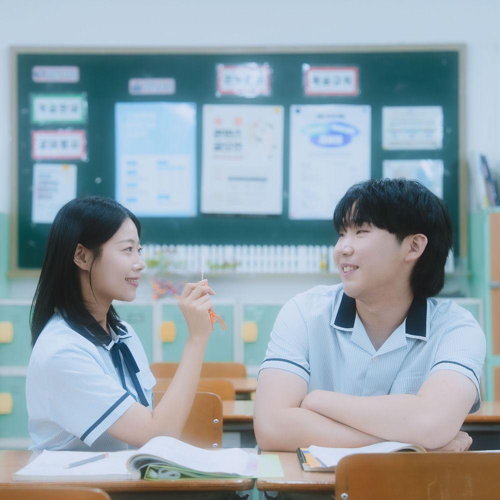 LimJaeYoung - 밤하늘의 별빛처럼 (Like the Starlight in the Night Sky) cover art on Wallkpop