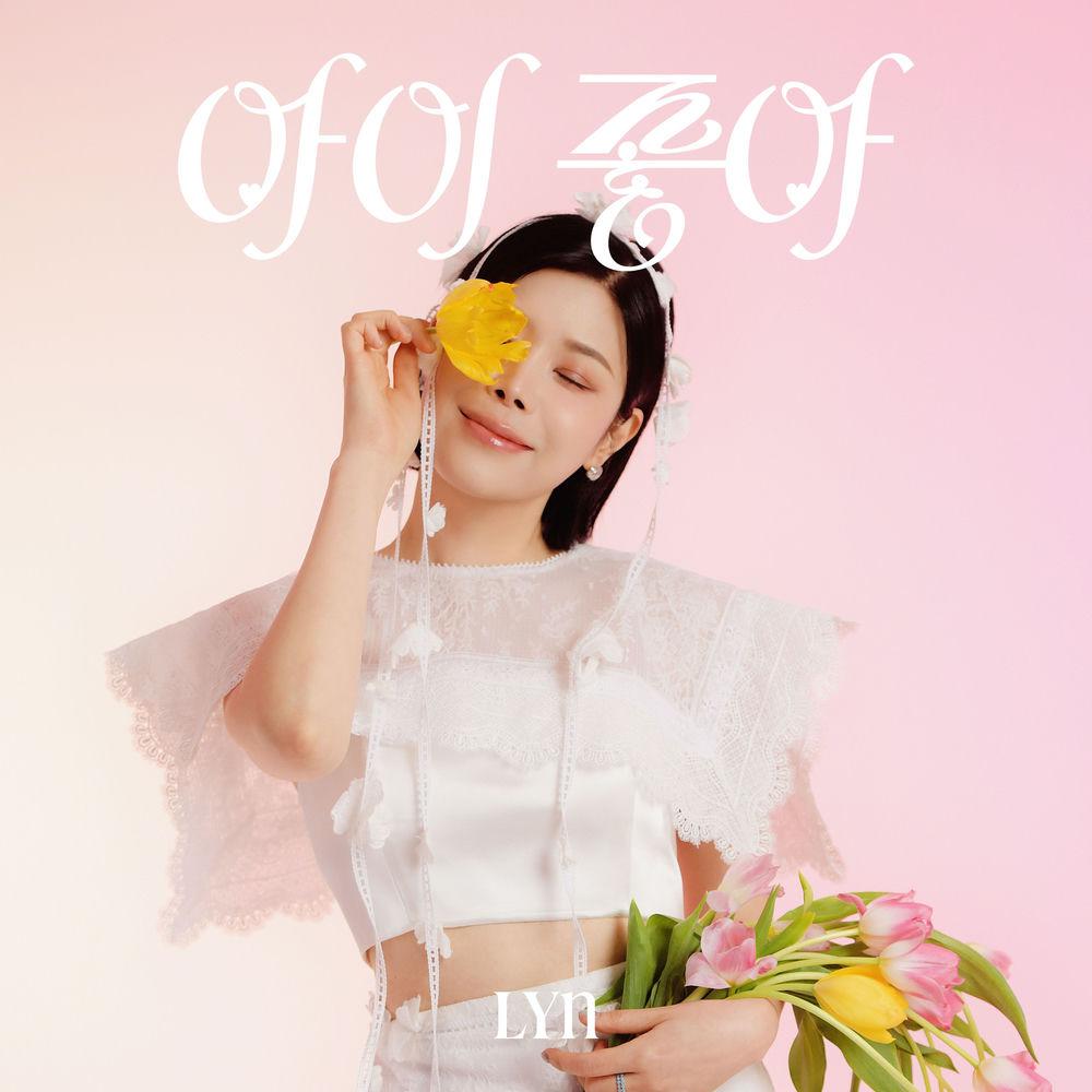 LYn - 아이 좋아 (I JOA) cover art on Wallkpop