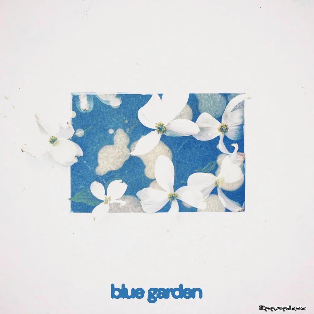 Monday Off With Bluesy - Blue Garden cover art on Wallkpop
