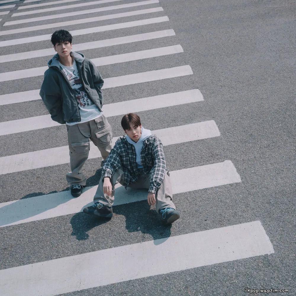 SEIN & Gist - 멍청이 (IDIOT) (skit) cover art on Wallkpop