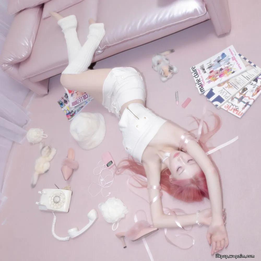 Suen - room. cover art on Wallkpop