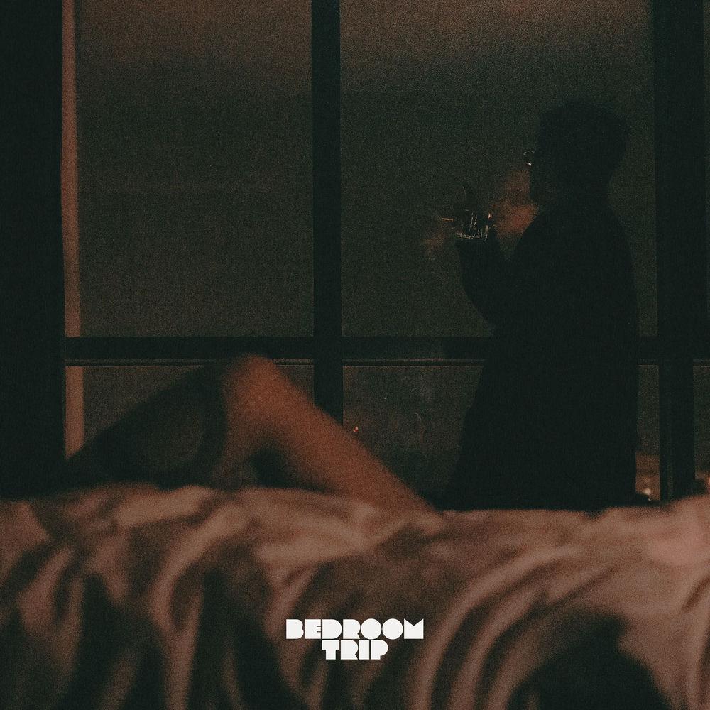 untell - YEAHWEARE (Feat. Rohann) cover art on Wallkpop
