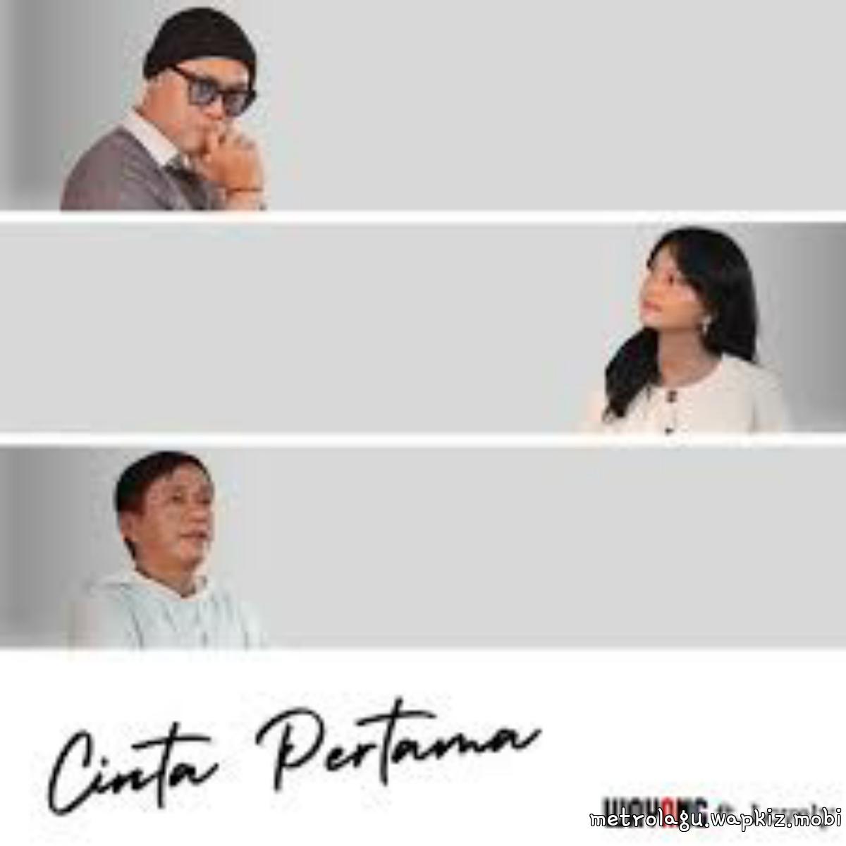 Wayang Ft Lovely - Cinta Pertama cover art on Wallkpop