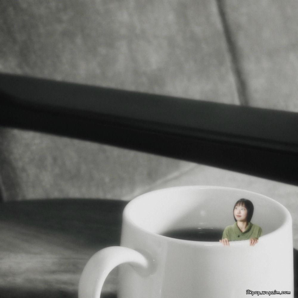 yewee - 위요 (harbored) cover art on Wallkpop