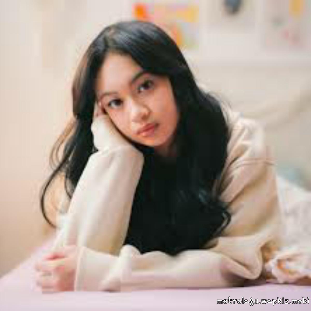 Zara Leola - Hilang Tapi Ada cover art on Wallkpop